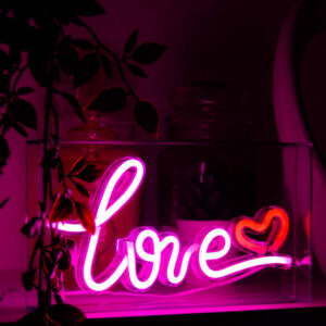 Insegna al neon con cornice in plexiglass , Decoro LOVE - immagine 2